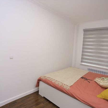 Luxury 2 Bedrooms Apartment Walking Distance From Gur-Emir Самарканд Екстериор снимка